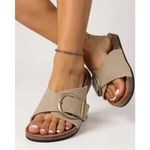 Pin Potyaw Buckle Slide Sandals Beige Comfort Footbed Women’s Size 8